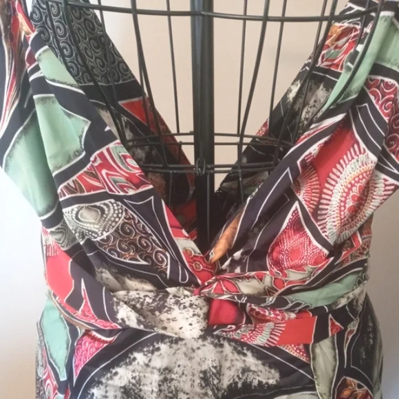 AKIRA Tropical Print Maxidress - Picture 6 of 7